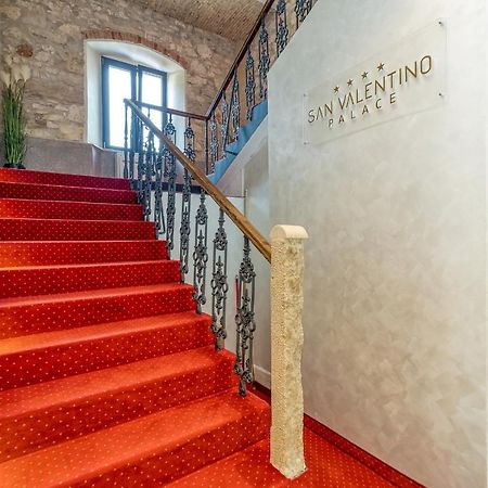 الشقق الفندقية أوماغفي  San Valentino Palace المظهر الخارجي الصورة
